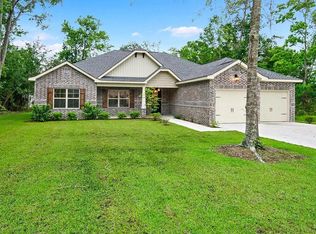 1805 Little Bend Cv, Gautier, MS 39553