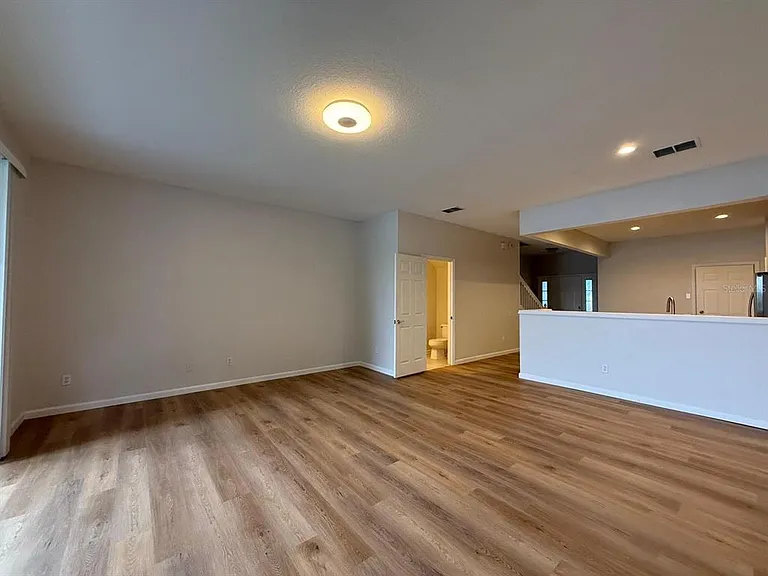 933 Enclair St — Photo 10