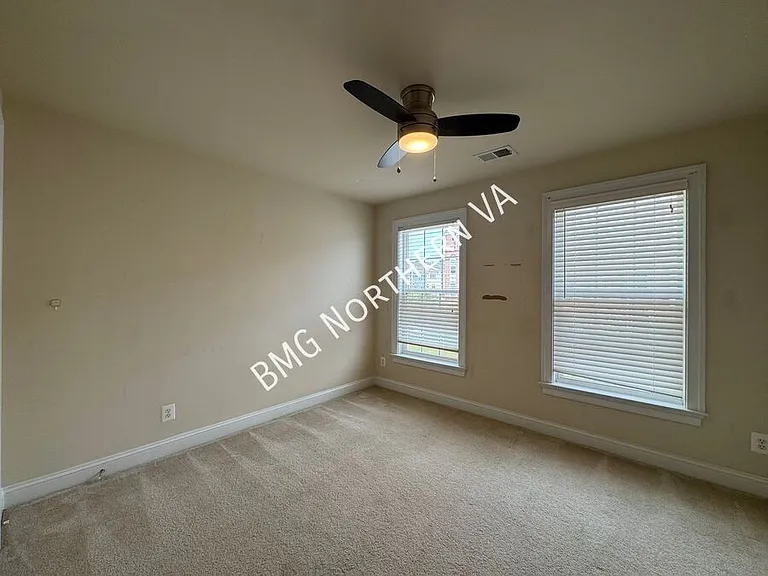 20647 Erskine Ter — Photo 24