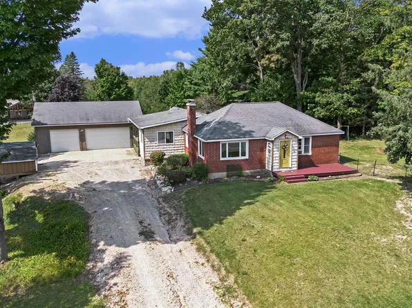 22495 Mackinaw Trl, Tustin, MI 49688