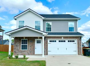 886 Lutz Ln, Clarksville, TN 37042