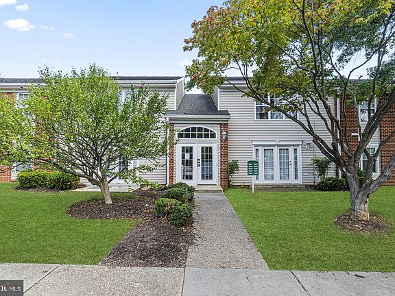 2nd image of 15597 Horseshoe Ln