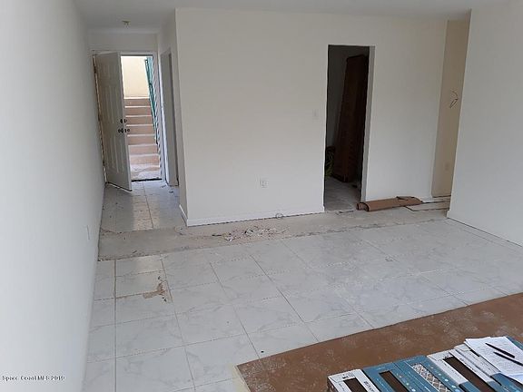 4th image of 375 Polk Ave APT 9A