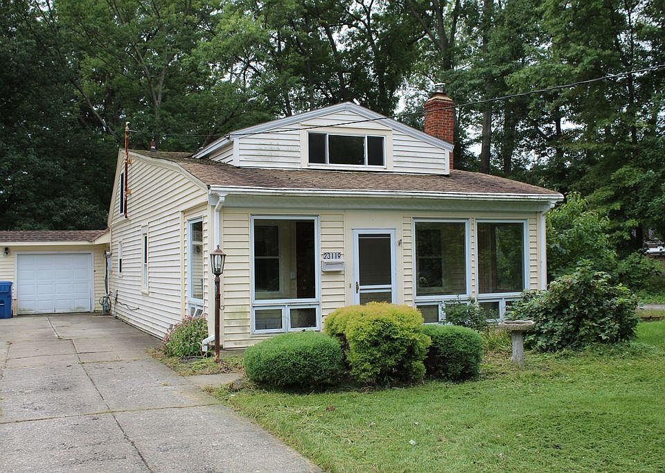 1st image of 23118 Summerland Ave