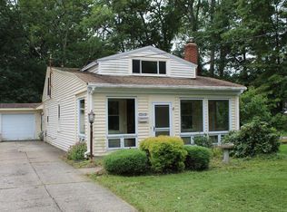 23118 Summerland Ave, North Olmsted, OH