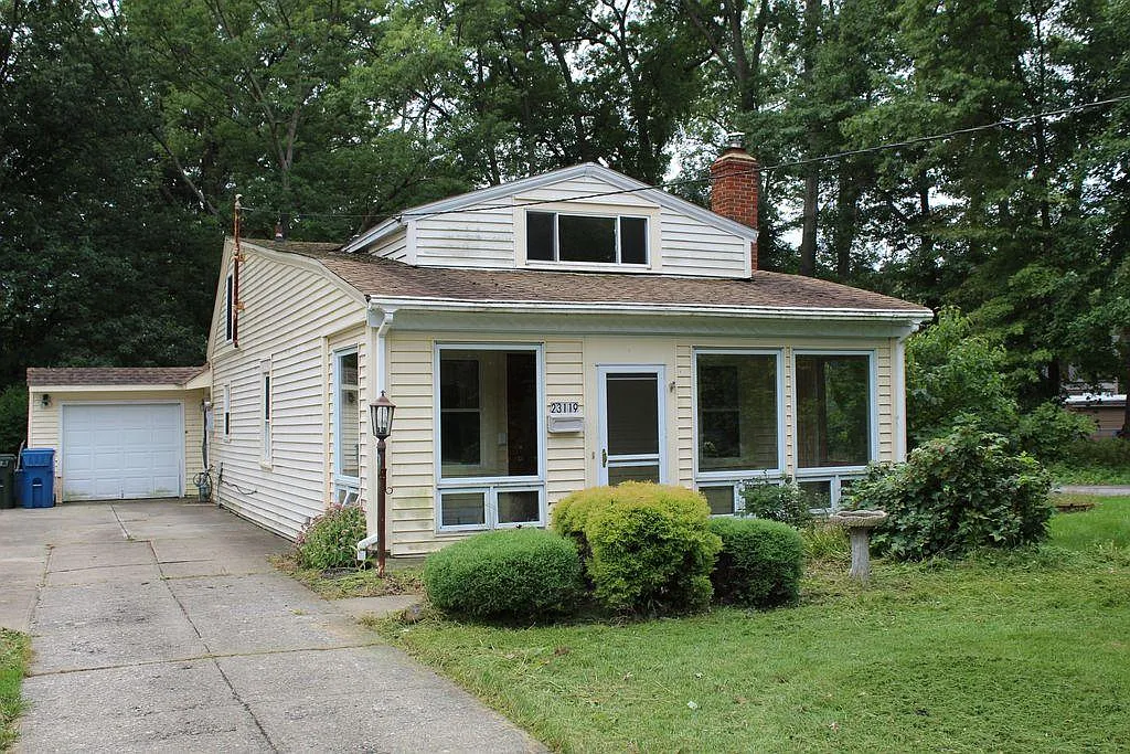 Building Photo - 23119 Summerland Ave
