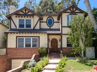 211 Beloit Ave, Los Angeles, CA 90049