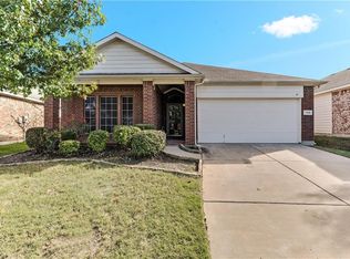 725 San Felipe Trl, Haslet, TX 76052