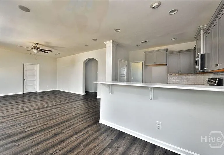 293 McCrady Dr — Photo 8