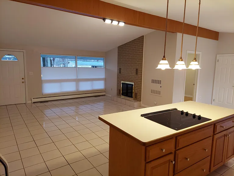 11 Cedarwood Ln — Photo 9