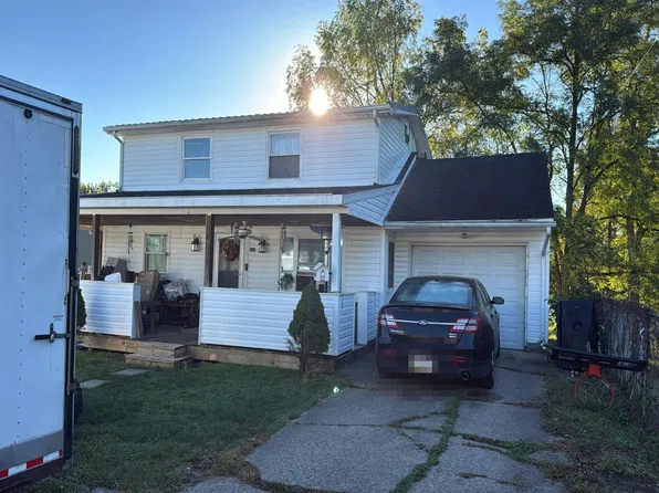 821 Howe Ave, Monaca, PA 15061