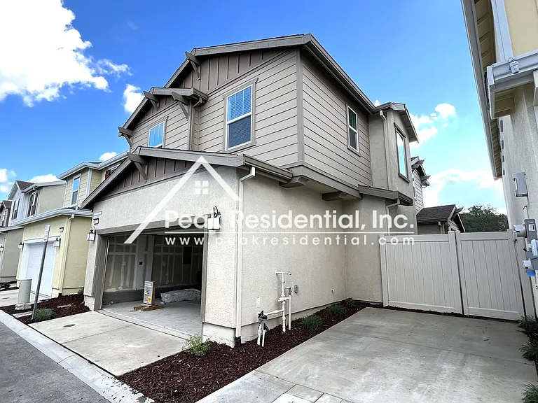 7949 Arcadia Dr — Photo 25