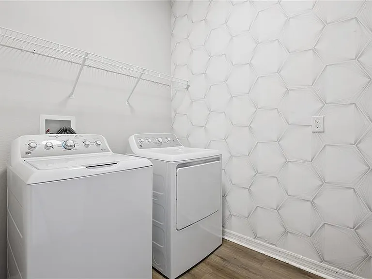 15883 Tollington Aly — Photo 34