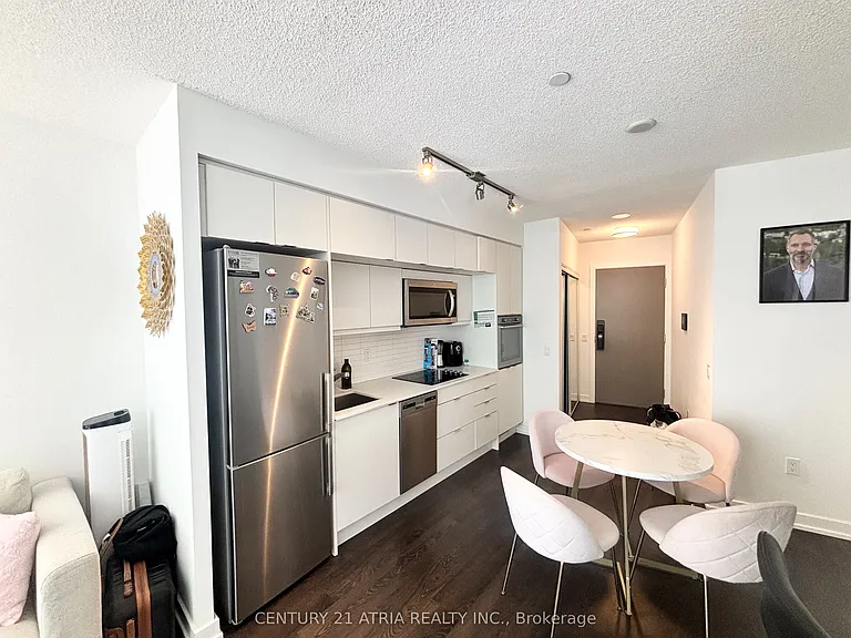 10 York St #1908 — Photo 5
