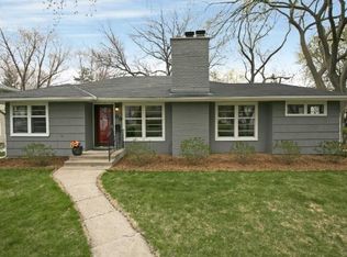 99 Hawthorne Rd, Hopkins, MN 55343