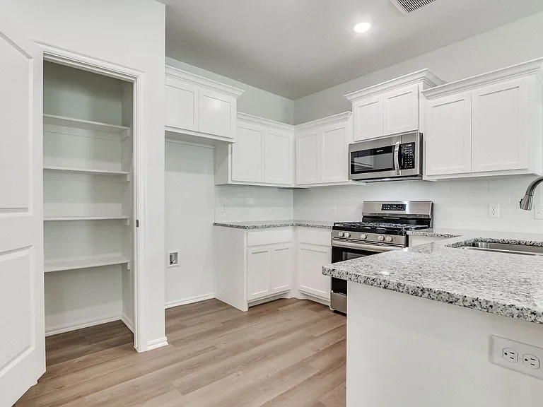 11505 Mackenzie Way — Photo 19