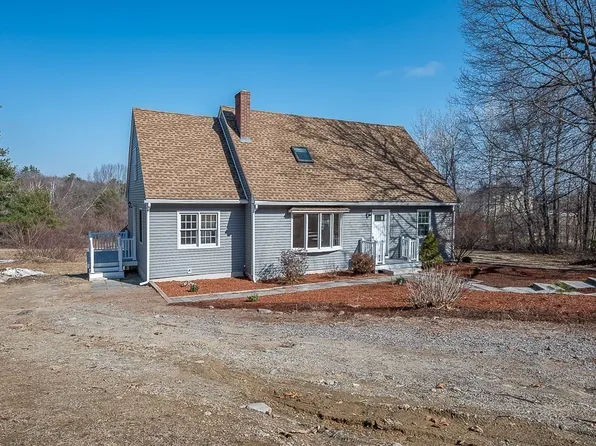 15 Leominster Shirley Rd, Lunenburg, MA 01462