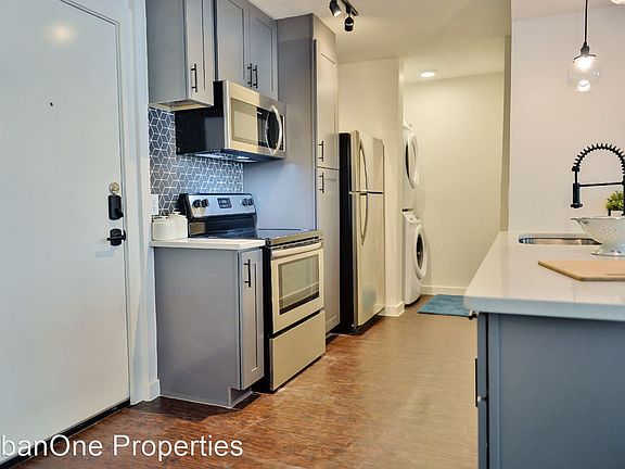 4th image of 4321 Mount Vernon St #11205264