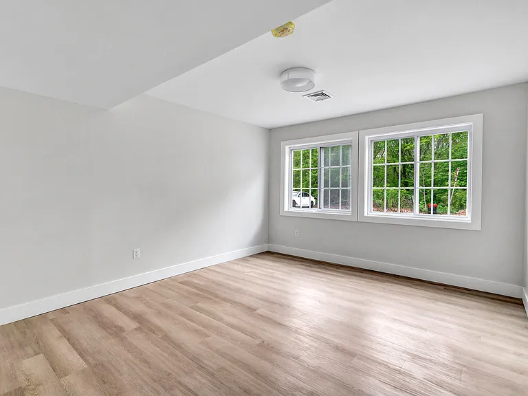 39 Stonewall Ln #D — Photo 16