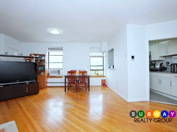 542 Dahill Road image 1 of 10