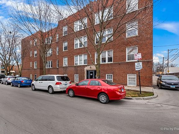 2nd image of 2343 W Glenlake Ave #3