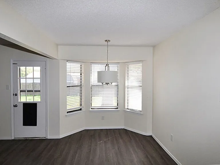 405 Blue Ridge Trl — Photo 6