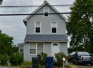 10 S Burnt Mill Rd, Voorhees, NJ 08043