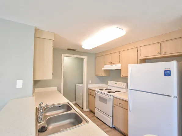 Cypress Villas | 1 & 2 Bedroom Apartments in Gainesville, FL, 2304 SW 35th Pl #2304D, Gainesville, FL 32608