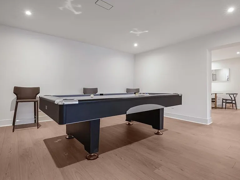 1007 Somerset Dr NW — Photo 30