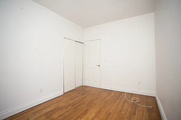 Rented by Blip LLC | media 5