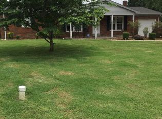 886 Lamont Ln, Henderson, KY 42420