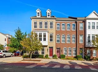 9498 Canonbury Sq, Fairfax, VA 22031