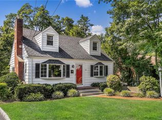 82 Tamarack Rd, Port Chester, NY 10573