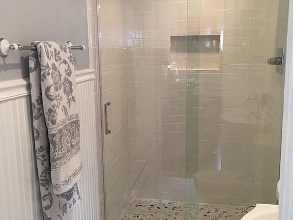 5th image of 94 Whitin Ave #1