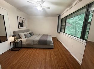 2036 Headlands Cir, Reston, VA 20191