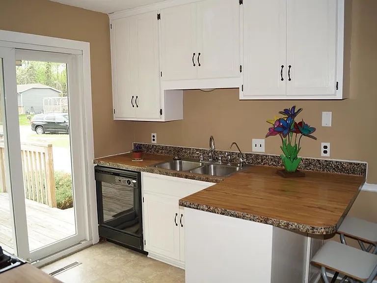 14931 Echo Way — Photo 7