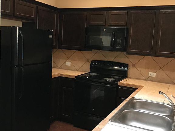 5th image of 509 Creekside Cir