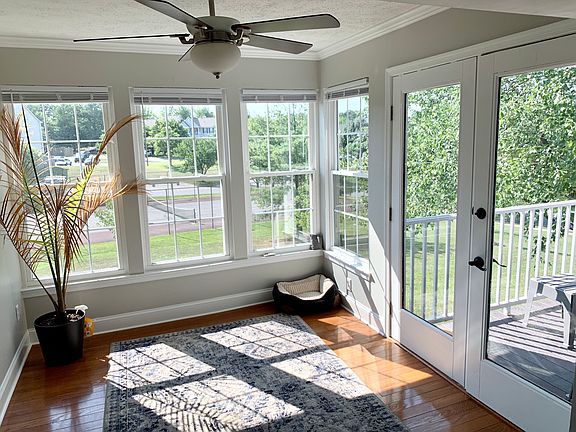 3rd image of 3560 Sherbrooke Cir APT 203