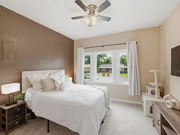 3223 Panorama Dr — Photo 10