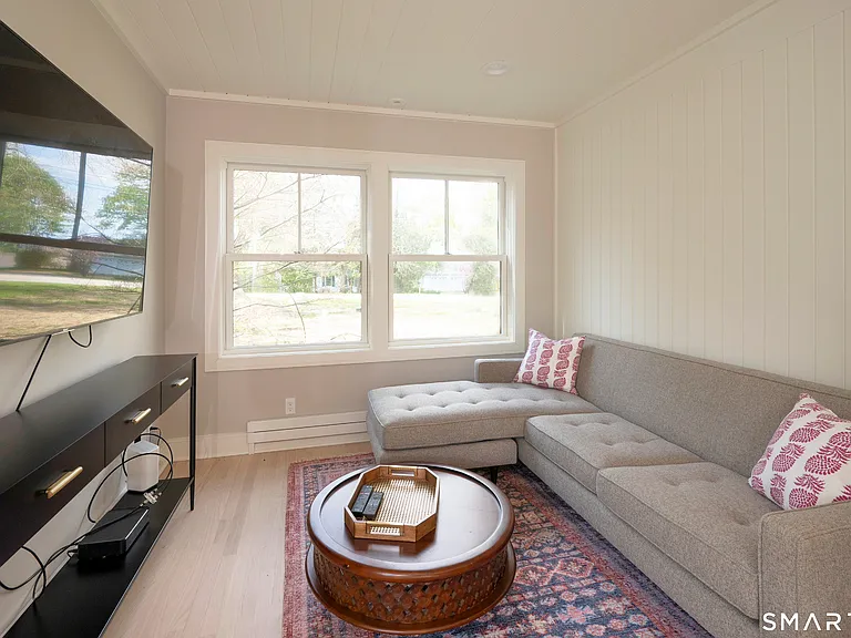54 Robin Hill Ln — Photo 15