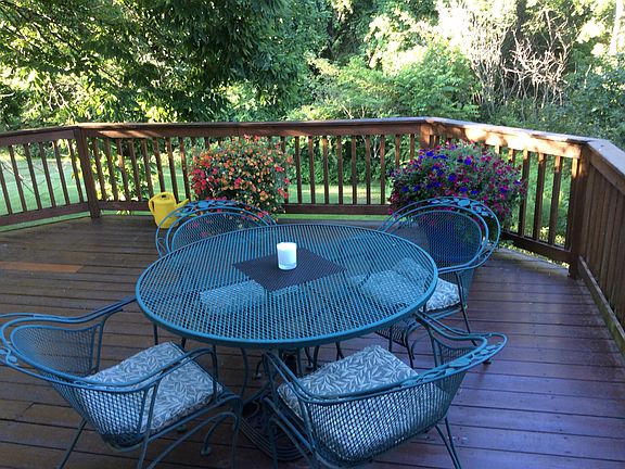 2nd image of 4535 Woodcreek Dr SE