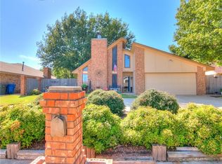 2101 Yellowstone Dr, Yukon, OK 73099
