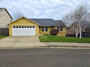 383 Salmon St, Roseburg, OR