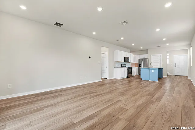 4030 Bellamy Bnd — Photo 7