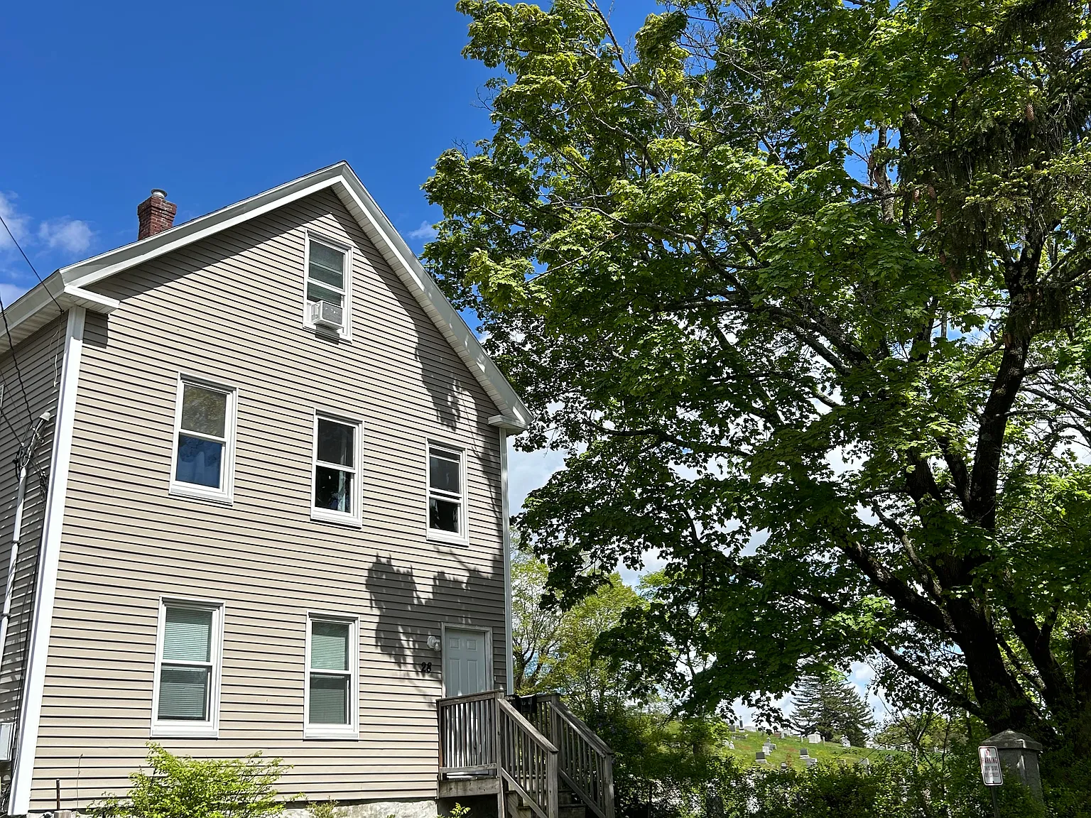 28 Beach St — Photo 1