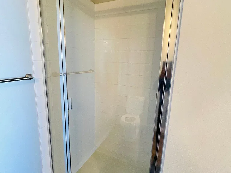 7042 Doncaster Ct — Photo 33
