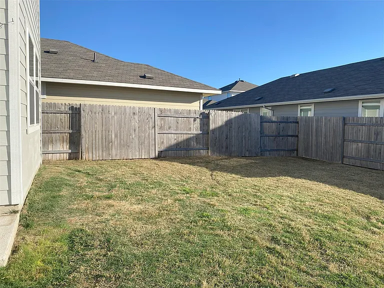 211 Living Reef Dr — Photo 15