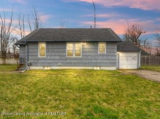 2176 Red Arrow Rd, Burton, MI 48529