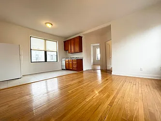 Rented by Century 21 Premier 