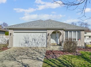 3209 Apache Dr, New Lenox, IL 60451